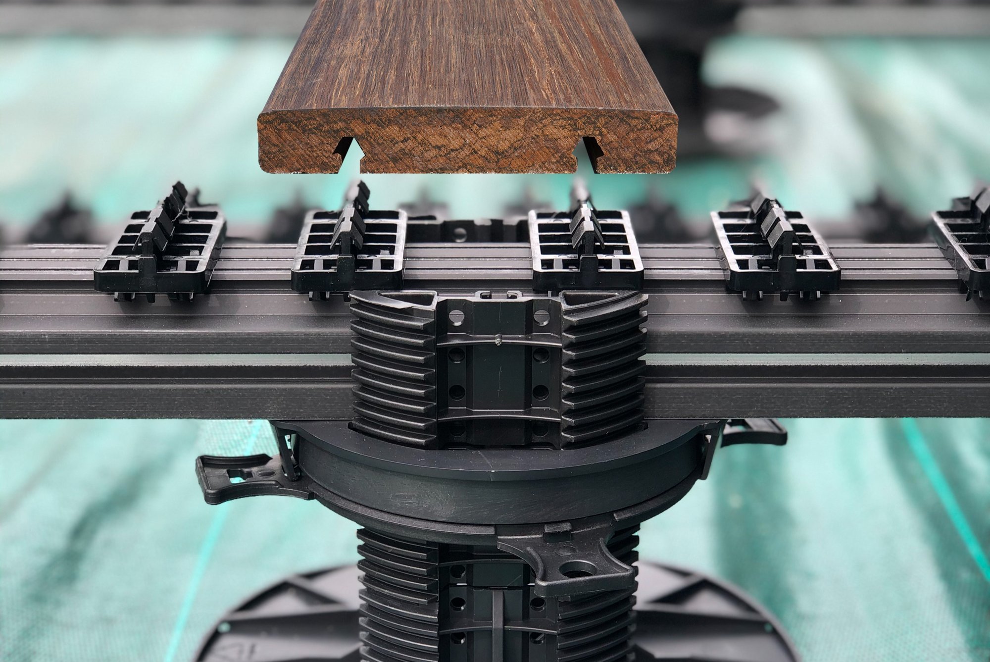 Easy fit, click in decking system Easy fit, click in decking system